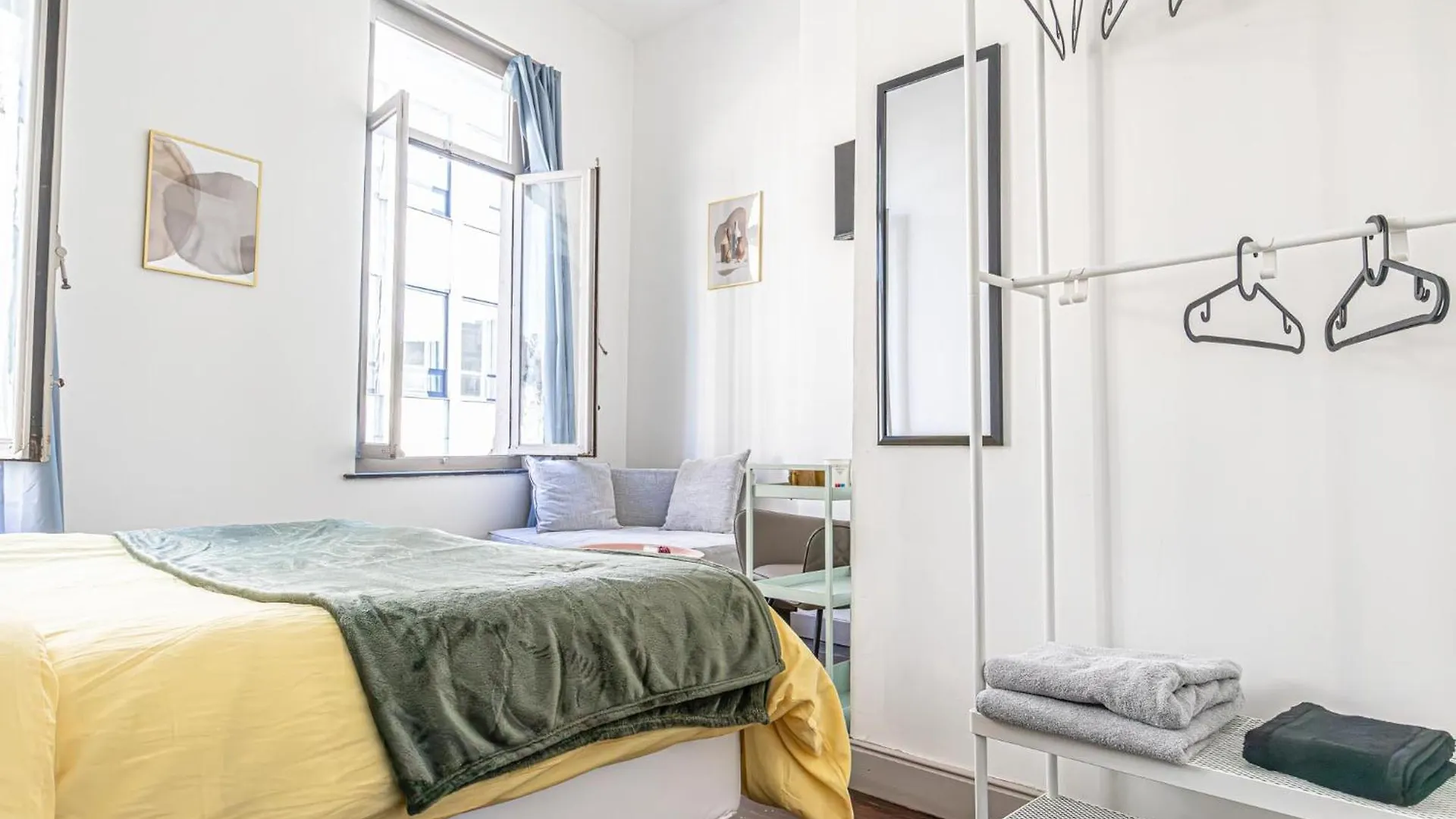 Apartment 3 Lovely Comfortable Studios At Heart Of Gent Belgium