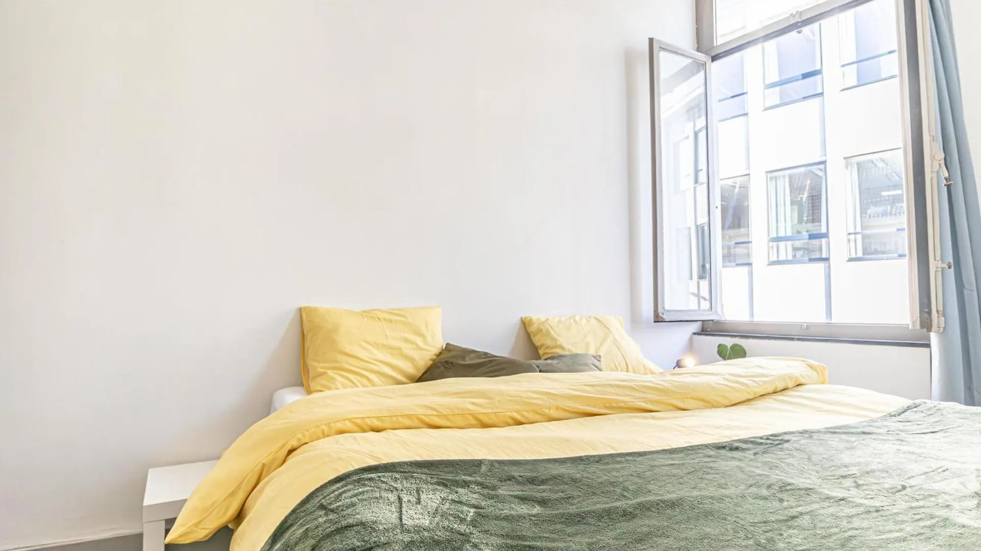 Apartment 3 Lovely Comfortable Studios At Heart Of Gent