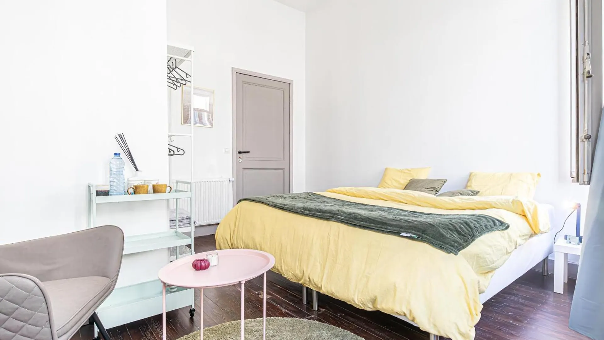 3 Lovely Comfortable Studios At Heart Of Gent 0*, Ghent