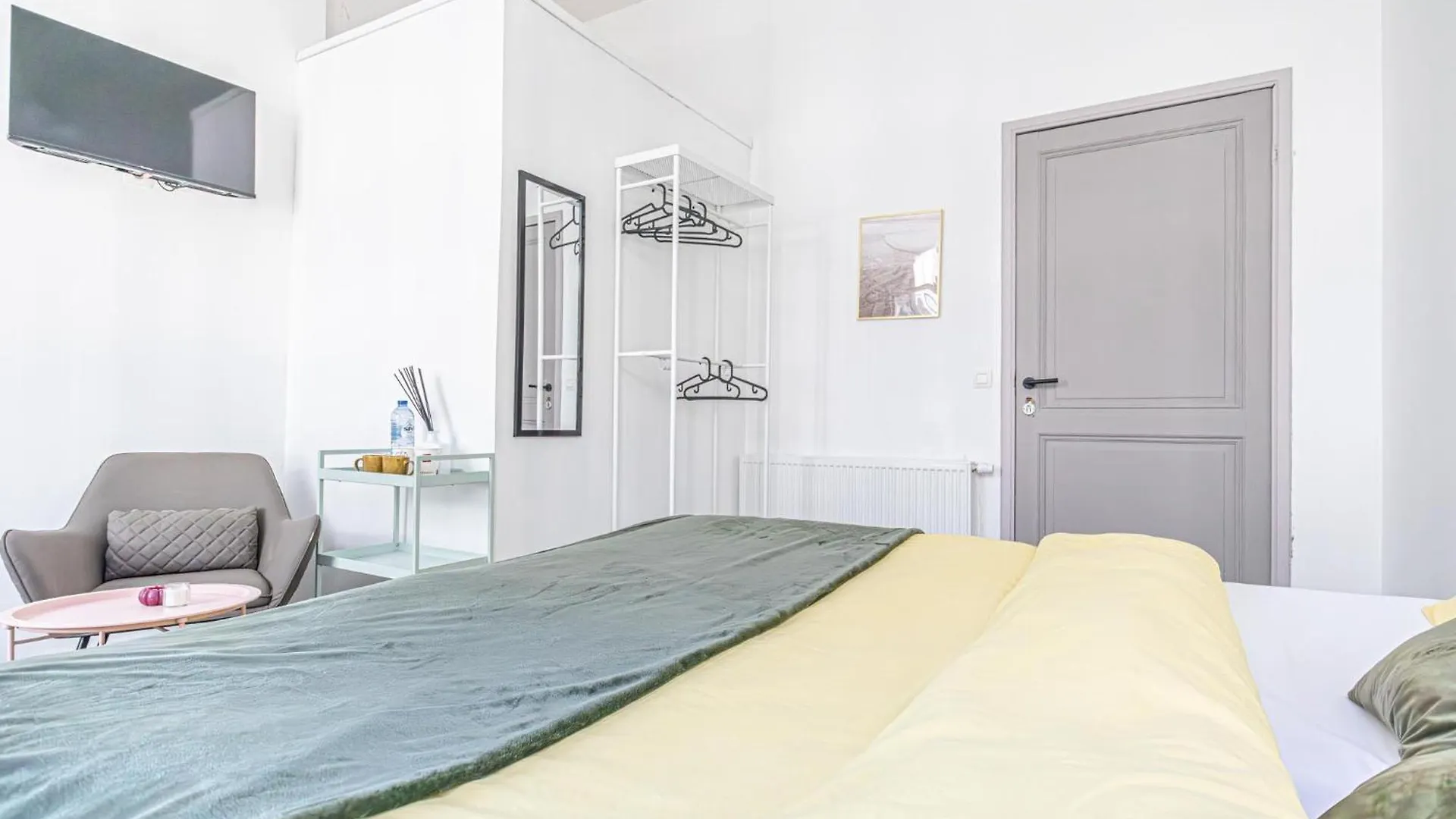 3 Lovely Comfortable Studios At Heart Of Gent 0*, Ghent Belgium