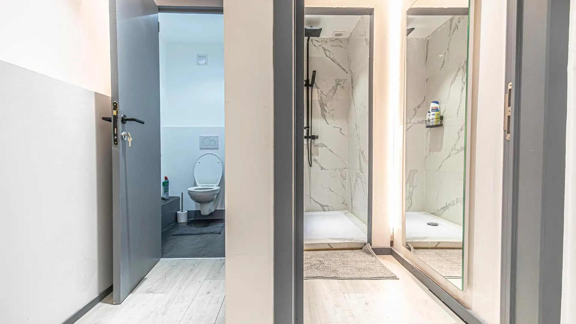 3 Lovely Comfortable Studios At Heart Of Gent 0*, Ghent Belgium